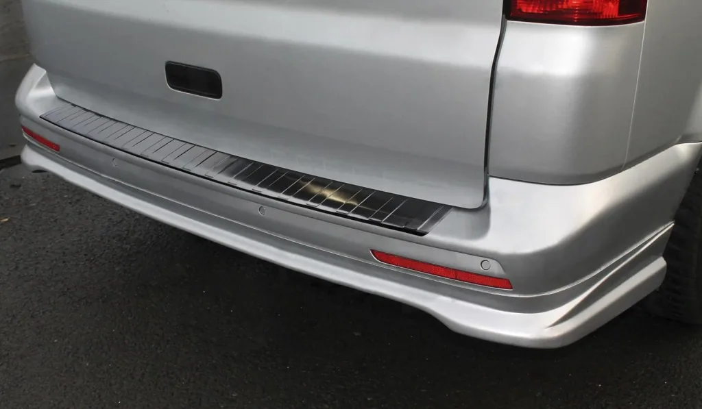 Ladekantenschutz Edelstahl graphite / black für VW Transporter T5 Multivan, Caravelle, Baujahr 2003-2015