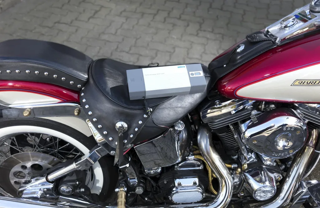 WAECO Batterieladegerät PerfectCharge MCP 1207 - 7 A - 12 Volt