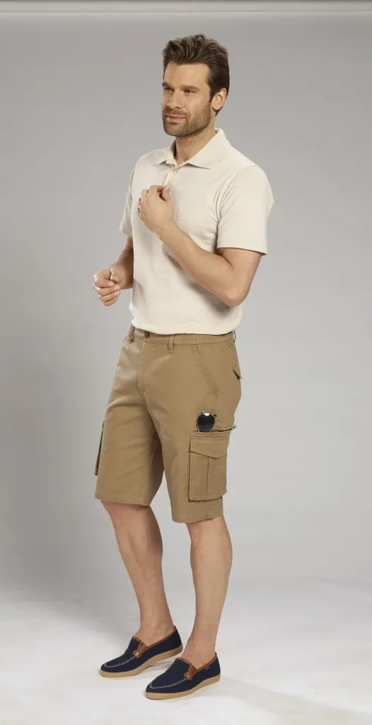 Cargoshorts mit Dehnbund, Farbe sand, Gr.54