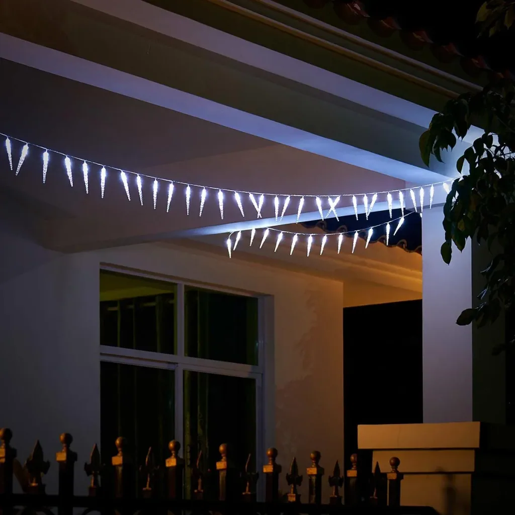 Eiszapfen Weihnachtsbeleuchtung - festliche Lichter - 80 LEDS - 13 m - hellweiß
