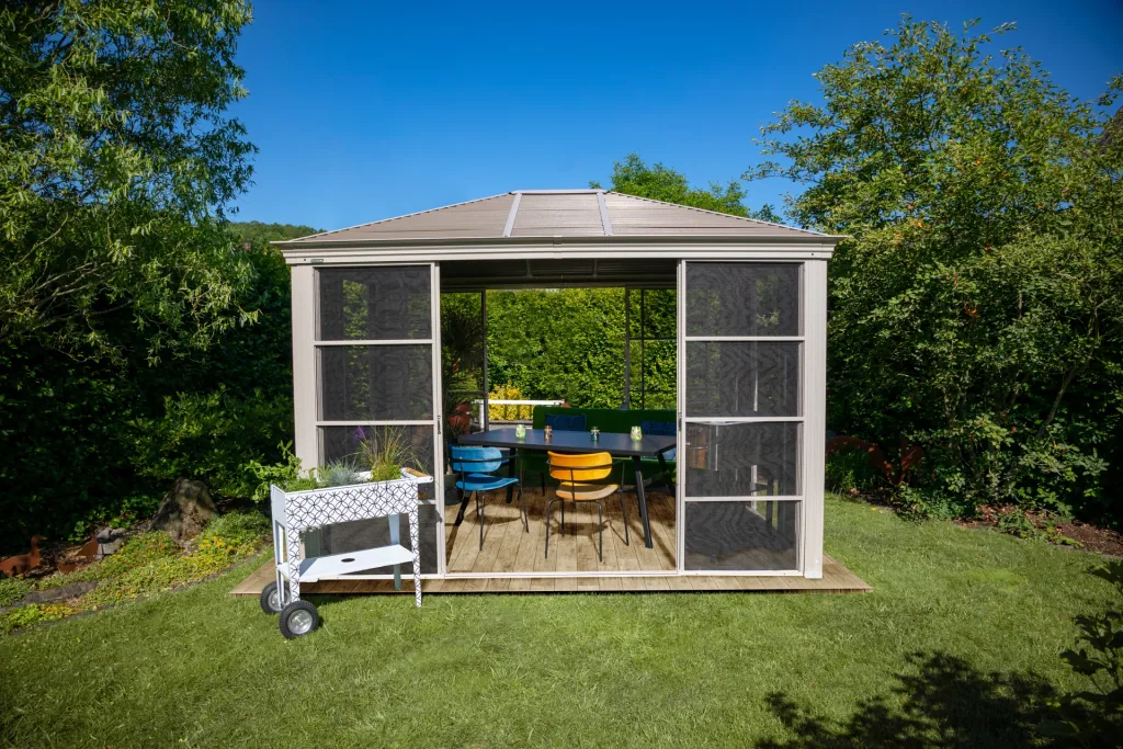 Pavillon Striano 10x12