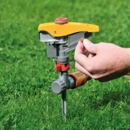 Pulsator-Sprühgerät 450 m² - 65° bis 360