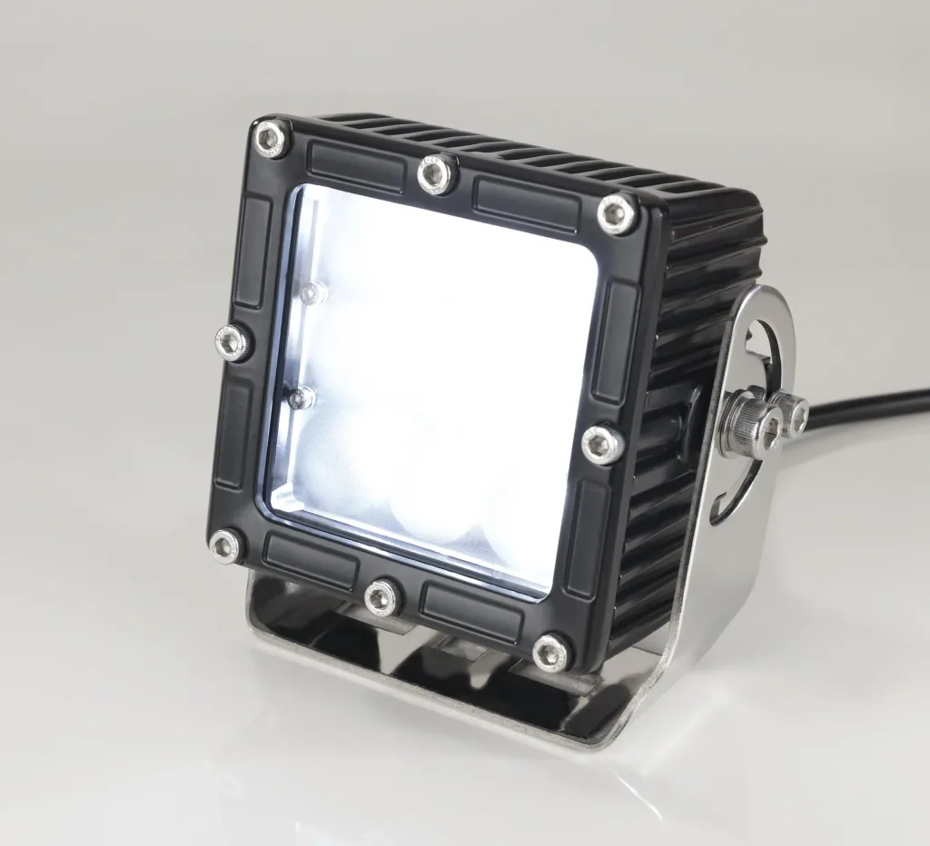 LED-Arbeitsscheinwerfer, quadratisch 9 LEDs 45 Watt