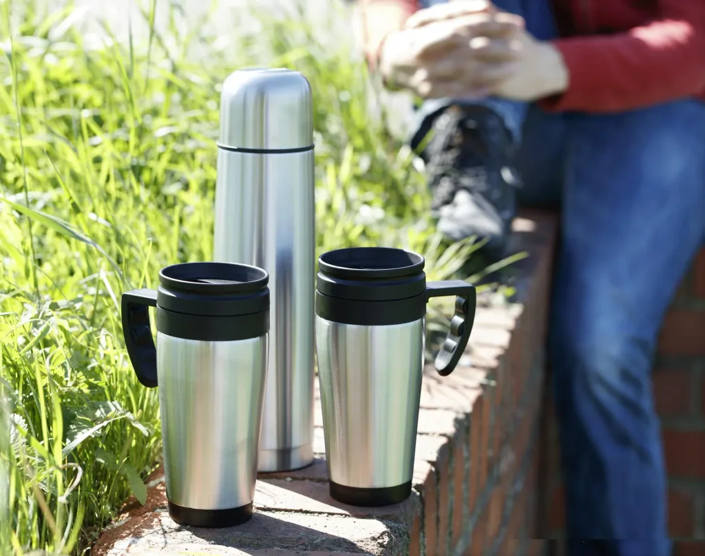 Travelling-Set 3-teilig, 1 Liter Isolierflasche + 2 x 400 ml Isolierbecher, Edelstahl matt, doppelwandig