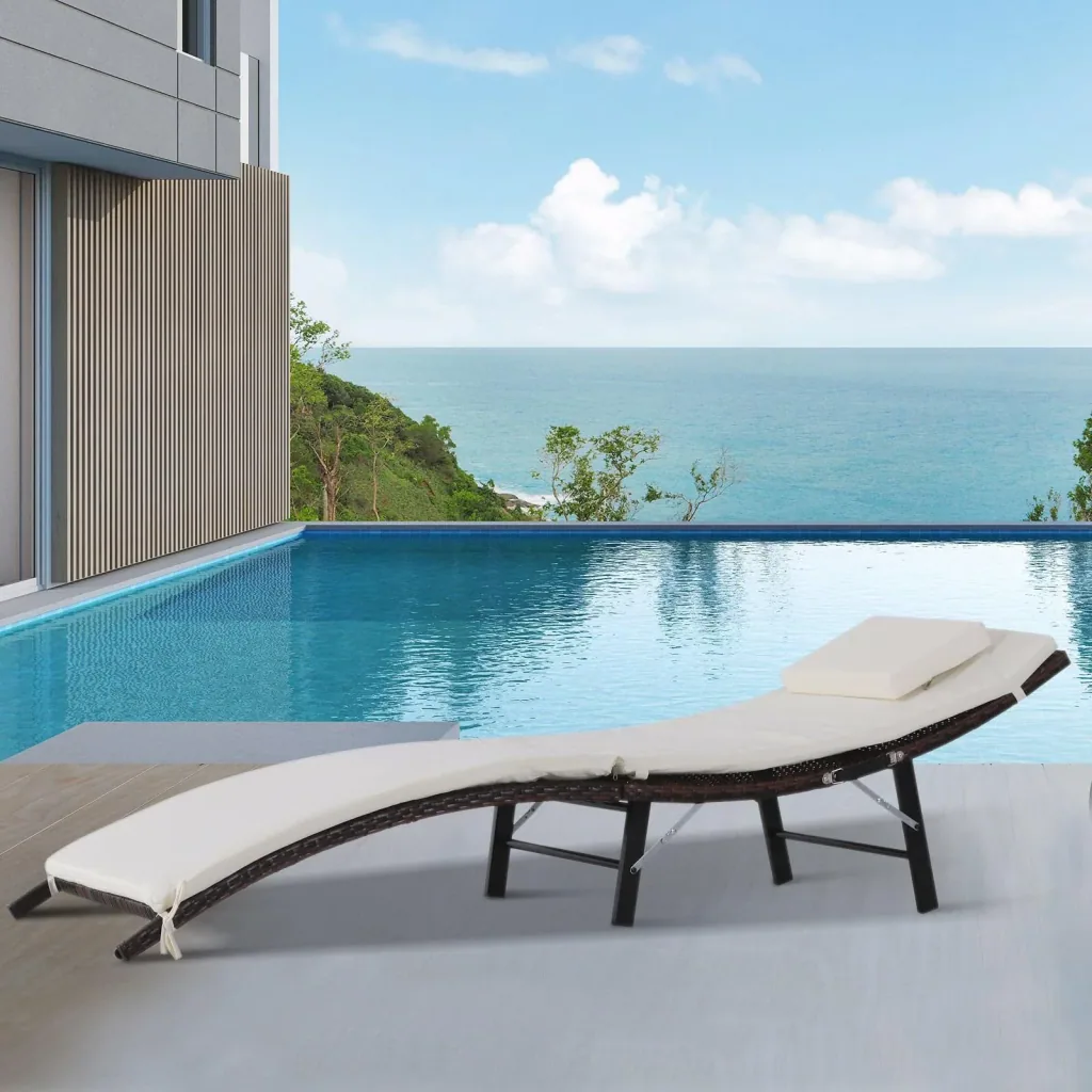 Gartenliege Sonnenliege mit Kissen Relaxliege ergonomisch wetterbeständig Polyrattan Braun 196 x 61 x 53 cm
