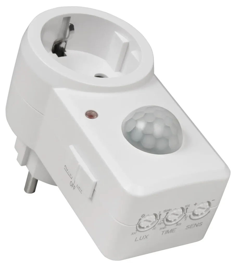 Steckdosen-Zwischenstecker mit 120° PIR Sensor