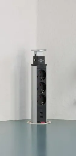 Tischsteckdosenleiste Tower Power 3-fach, 2 USB Anschlüsse