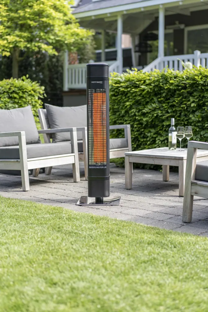 Terrassenheizer Heat and Beat Tower, stehend mit integriertem Lautsprecher