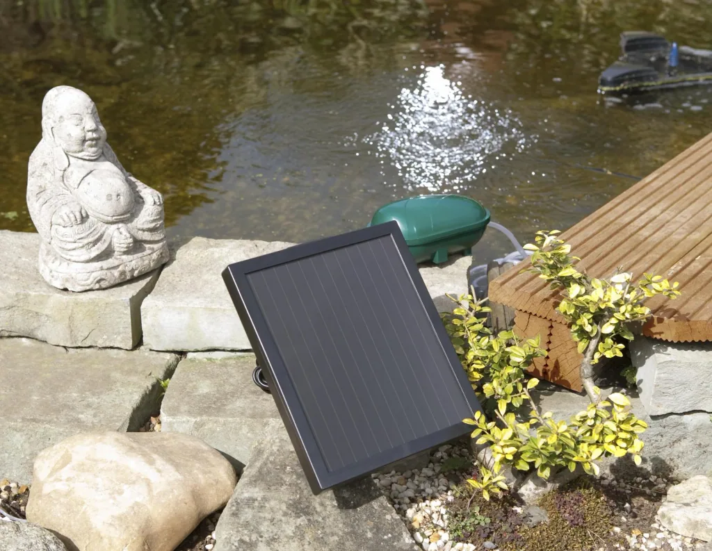 Solar Teichbelüfter mit zwei Luftsteinen