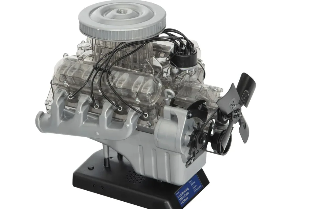 Bausatz Ford Mustang V8-Motor
