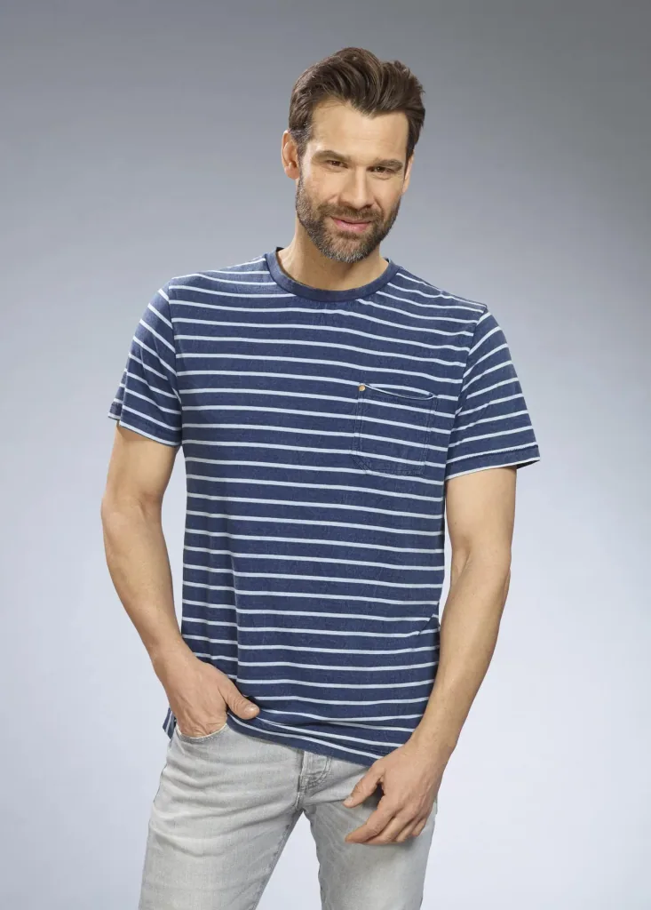T-Shirt, Farbe blau gestreift, Gr.M