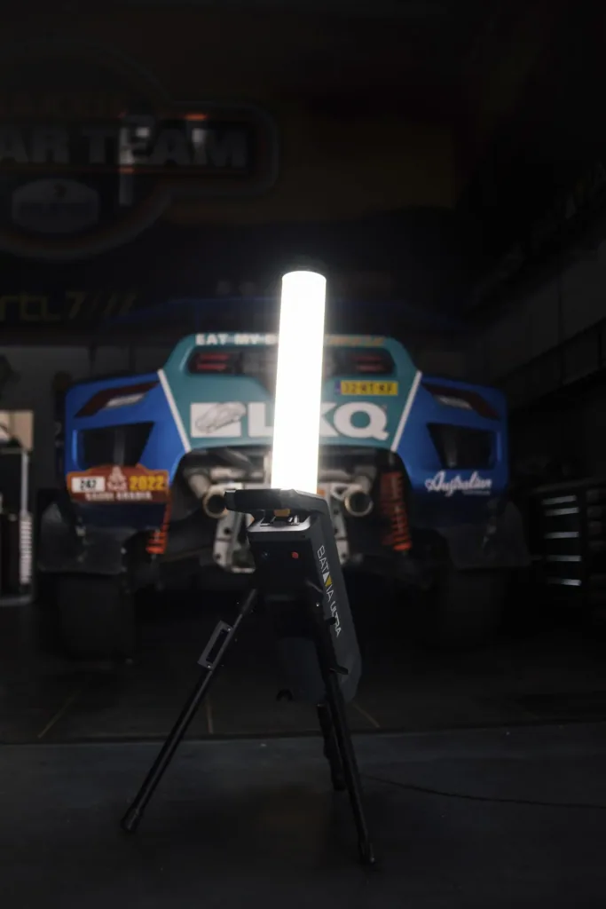 Maxxpack 18V Hybrid-LED-Arbeitsleuchte 360° mit Stativ (ohne Akku und Ladegerät)