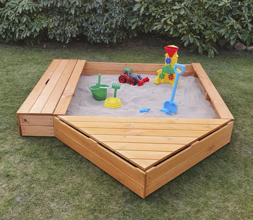 Sandkasten "MULTI" + Bug- + Sitzbox