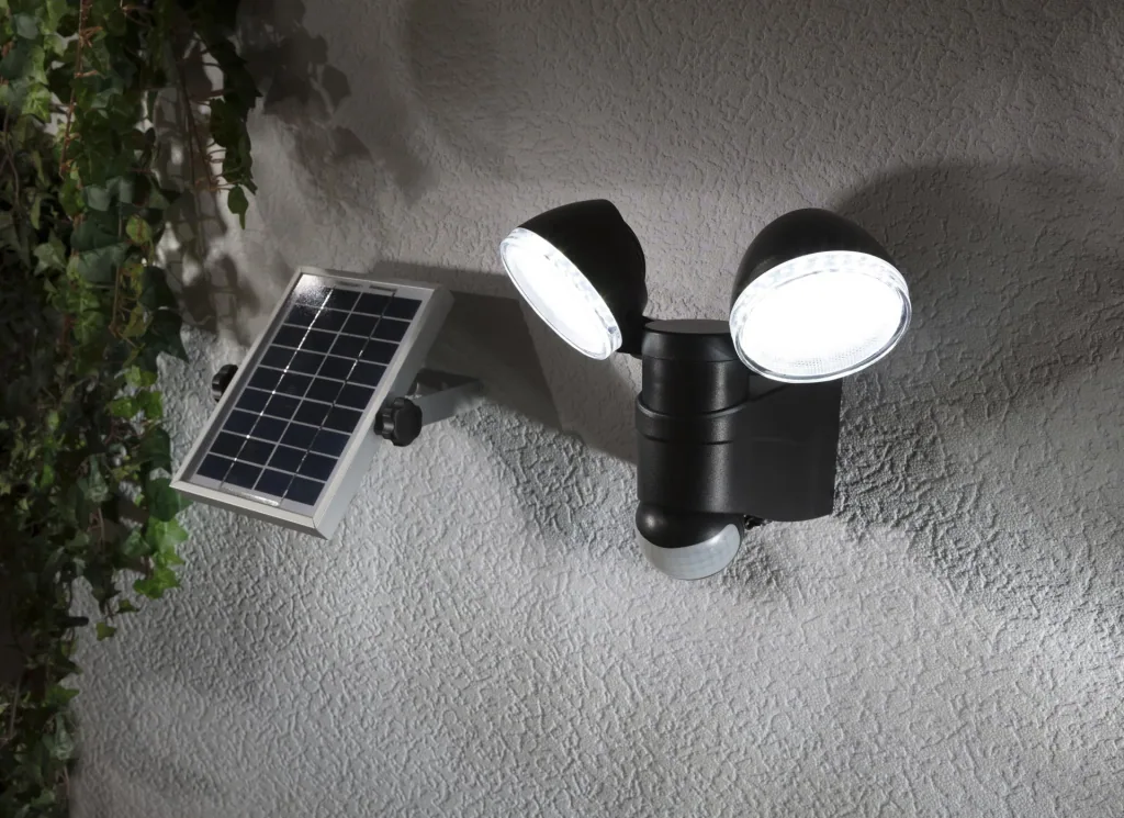 Duo Strahler mit Solarpanel und Bewegungsmelder