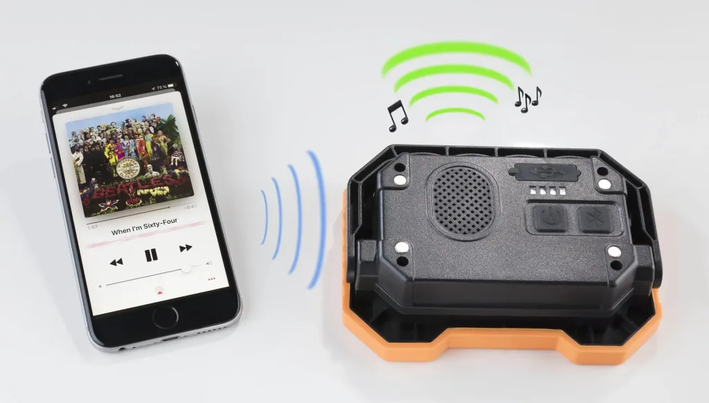 LED Arbeitsleuchte mit Bluetooth Lautsprecher