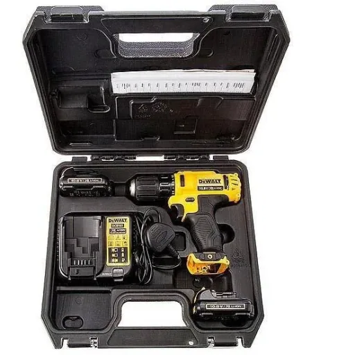 DCD710C2 Akkuschrauber mit 2 Batterien