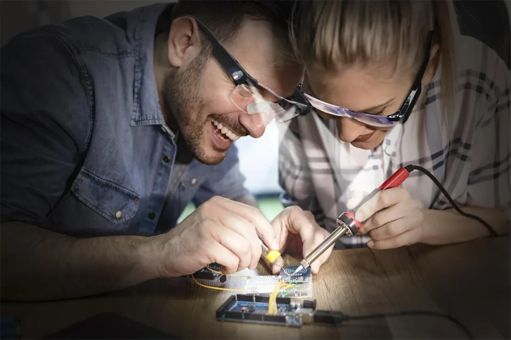 LED-Lupenbrille, wiederaufladbar