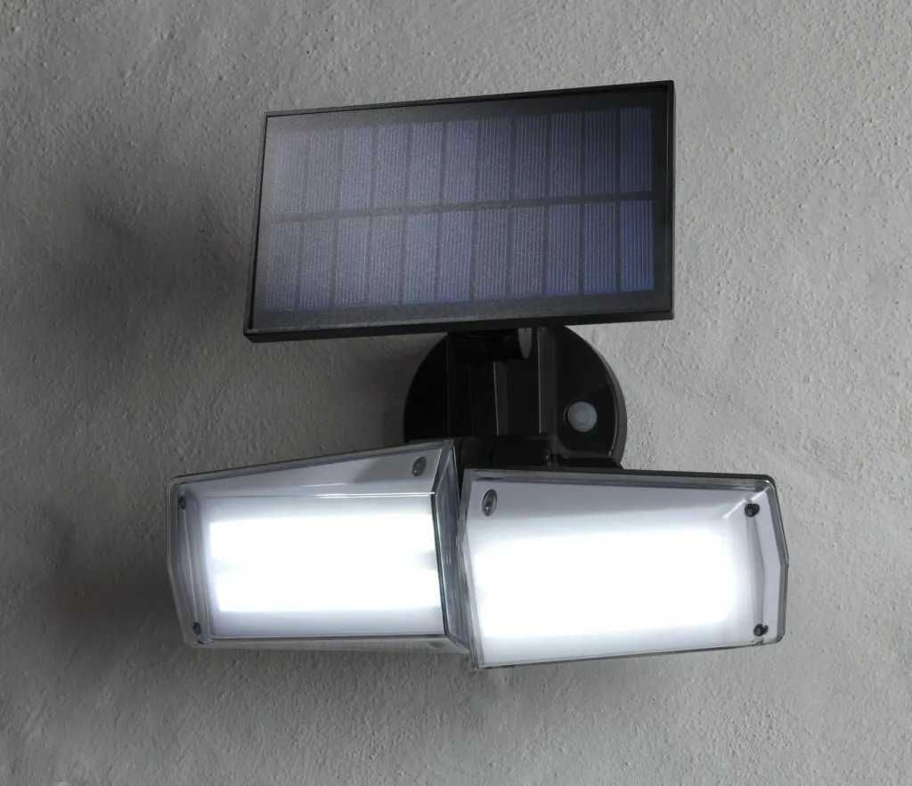 Solar LED Fluter mit Mikrowellen Sensor