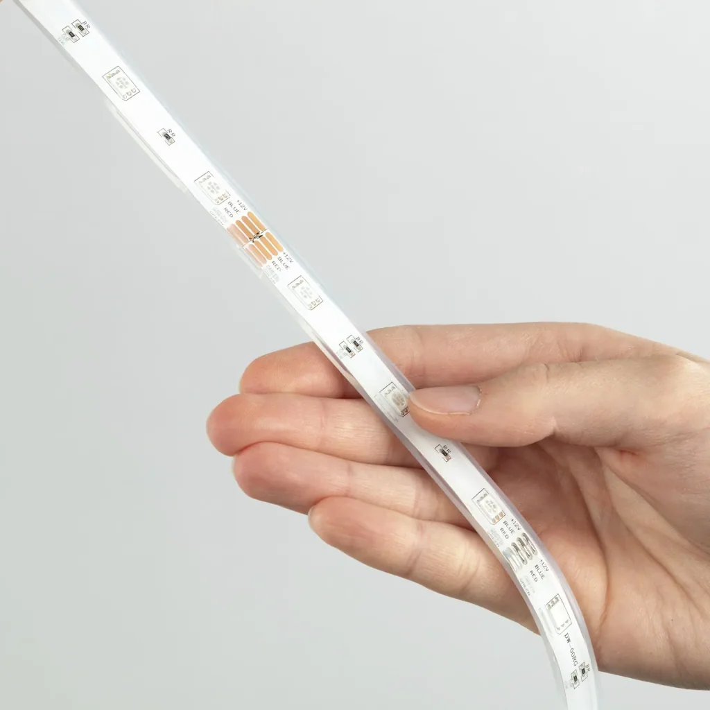 RGB-LED Flexband für den Außenbereich, 5m, IP44,  150 RGB-LEDs, mit Fernbedienung, inklusive Befestigungsset