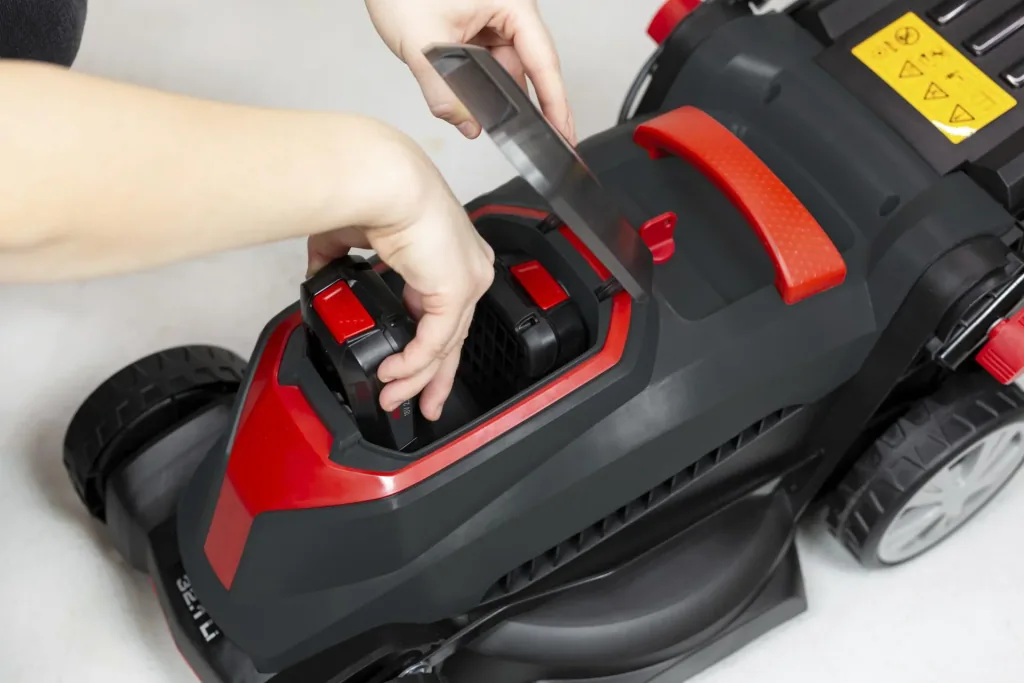 BOSCH HOME AND GARDEN COMPATIBLE Akku-Rasenmäher 32.1 Li