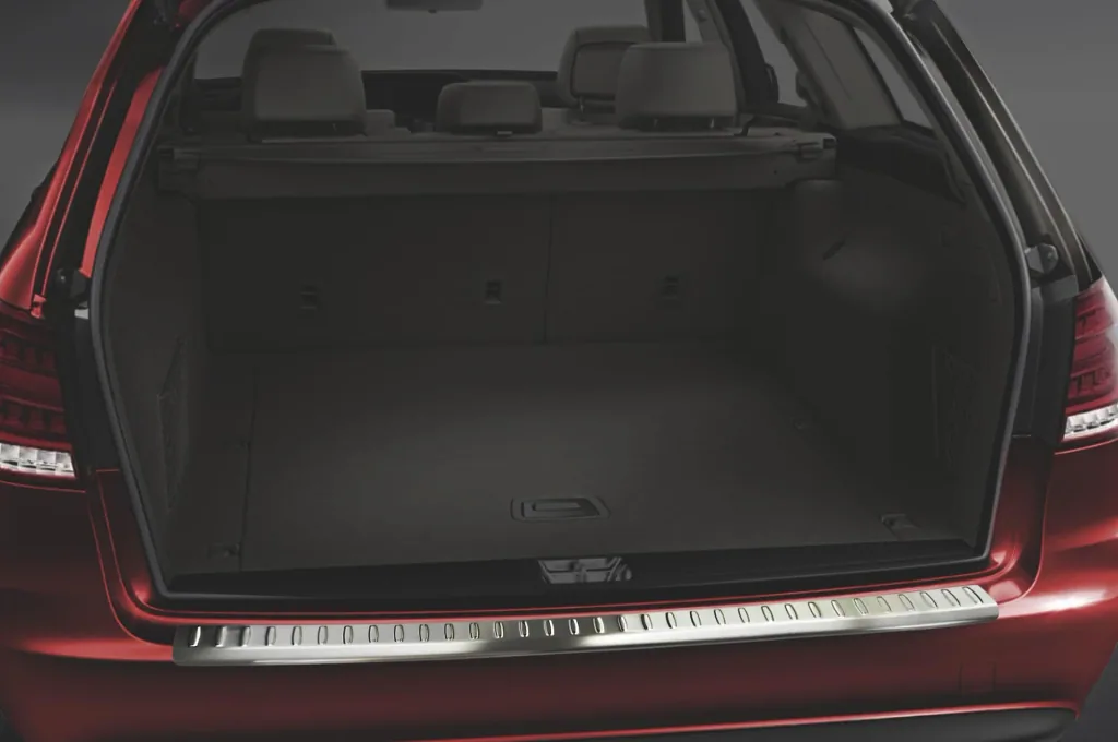 Edelstahl Ladekantenschutz Mercedes E Klasse W212 FL T-Model, Baujahr 2013-2016