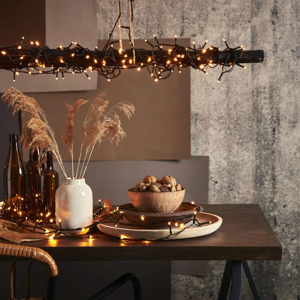 Lichterkette mit 180 warmweißen LEDs, IP44