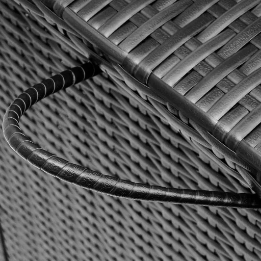 Aufbewahrungsbox Polyrotan auf Rädern schwarz 122 x 56 x 61cm