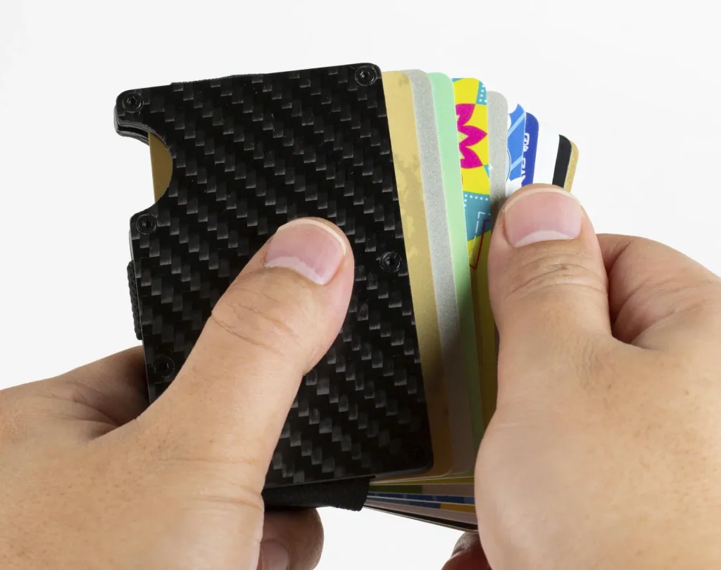 Kreditkartenhalter mit RFID Blocker - für bis zu 14 Karten