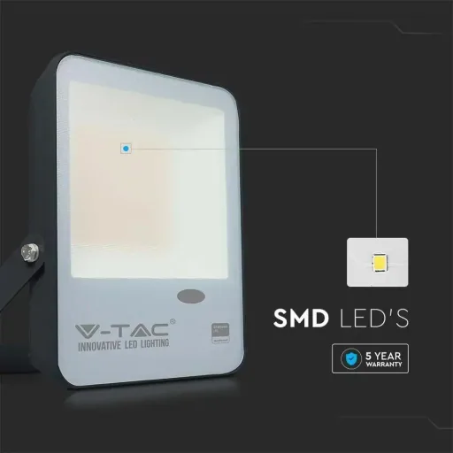 VT-37S LED-Flutlicht mit Tag/Nacht-Sensor - 30 W - 3000 Lm - 4000K - schwarz