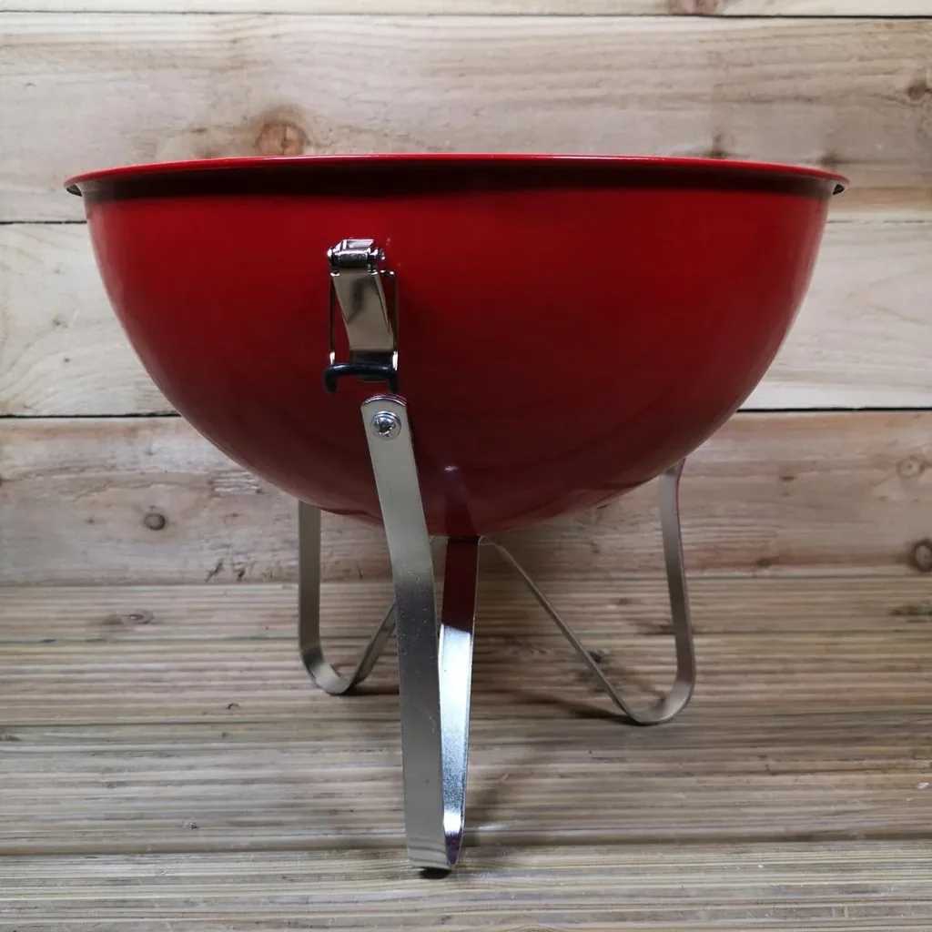 Wilderness Holzkohlegrill Kugelform - Rot