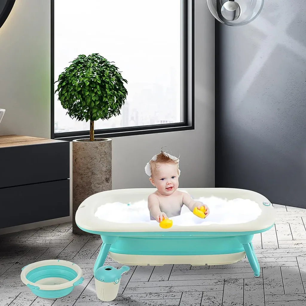 Faltbare Babywanne mit Waschbecken und Shampoobecher