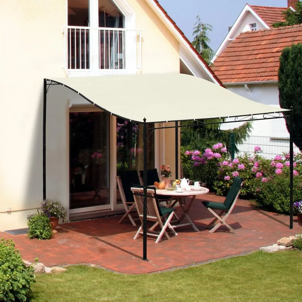 Terrassenüberdachung in geschwungener Form cremeweiß/schwarz