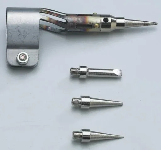 Gasbrenner mit Piezo-Zündung