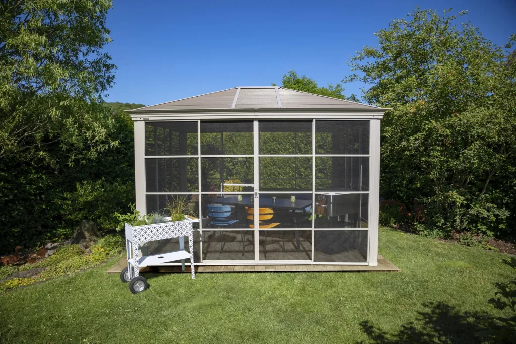 Aluminium Pavillon und Wintergarten Striano, champagner