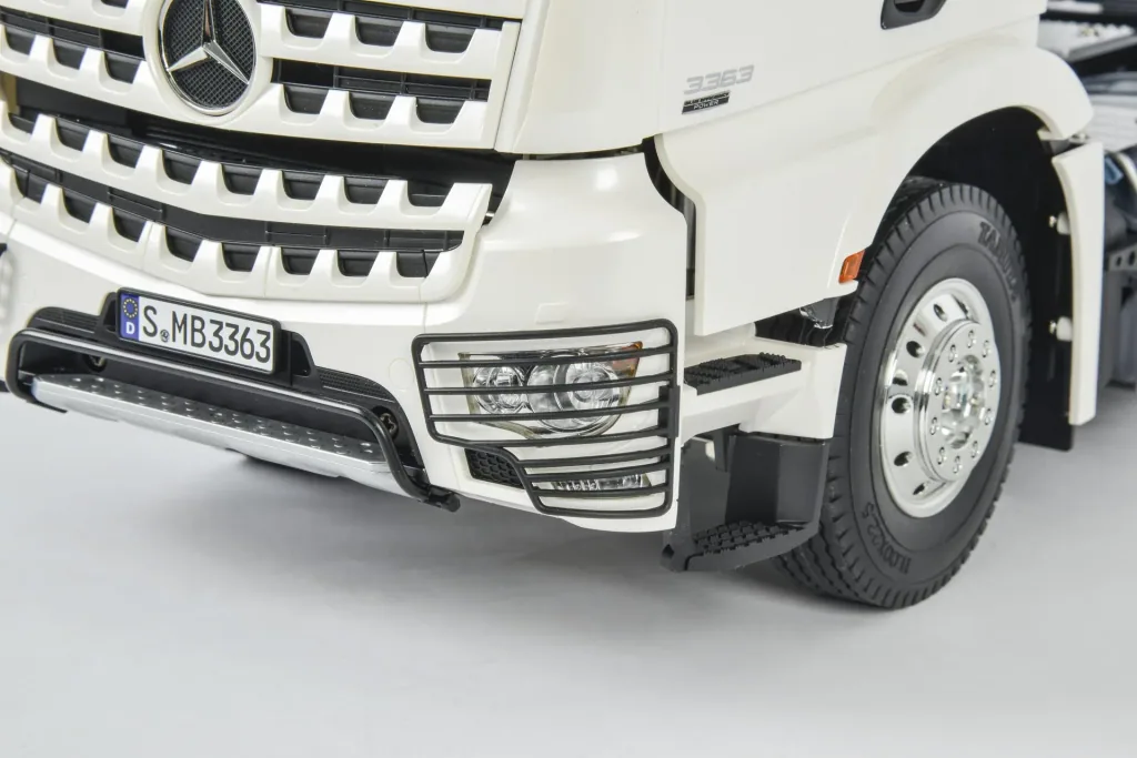 RC LKW Mercedes Benz Arocs 3363 6x4 ClassicSpace 1:14