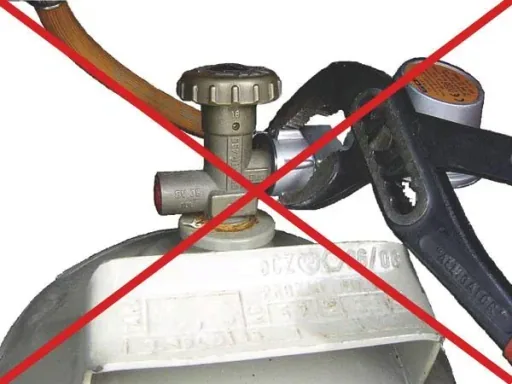 Universal Gasarmaturenschlüssel
