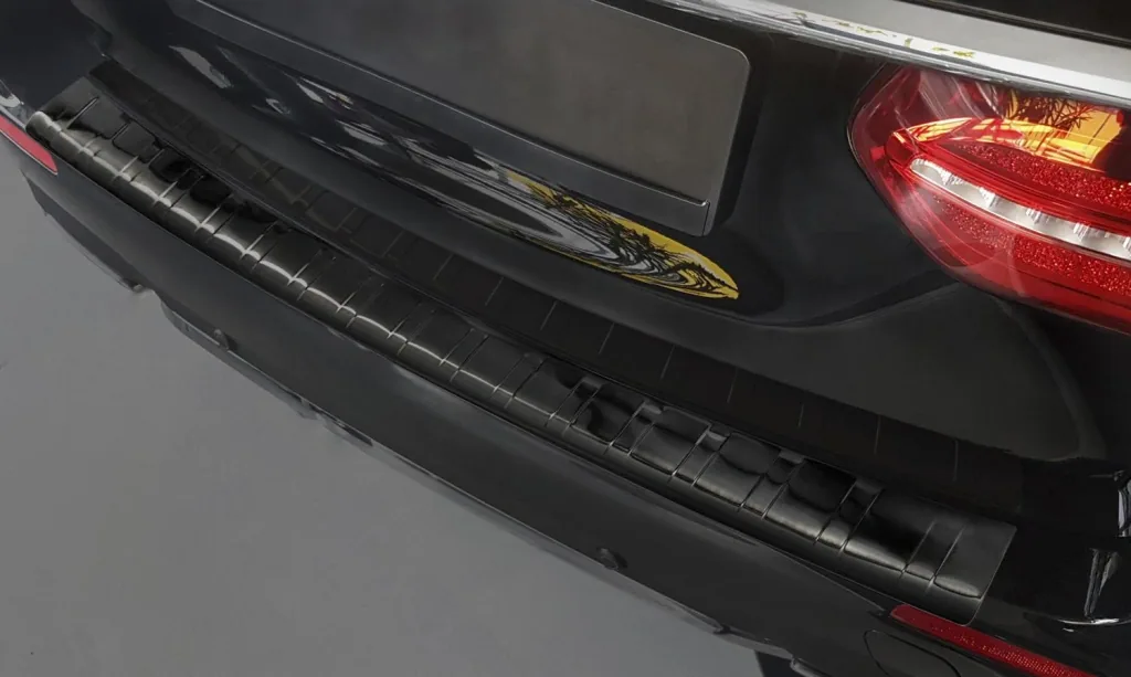 Ladekantenschutz Edelstahl graphite / black für Mercedes E Klasse W213 T-Model, Baujahr 2016>