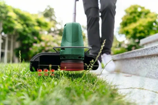 Akku-Rasentrimmer EasyGrassCut 18V-230