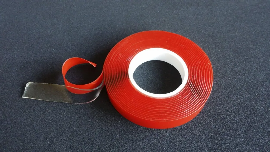 Power-Tape: doppelseitiges, transparentes Klebeband