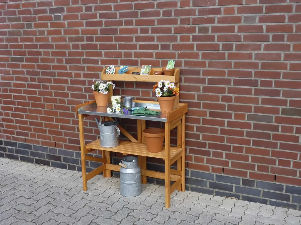 Pflanztisch klappbar mit Ablage