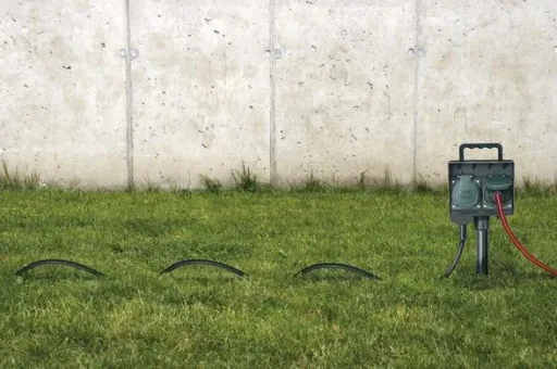 Gartensteckdose mit Erdspieß IP44 4-fach