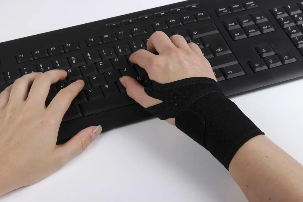 Aktiv-Handgelenkbandage mit Klettverschluss „Flexitek“, Universalgröße, Schwarz
