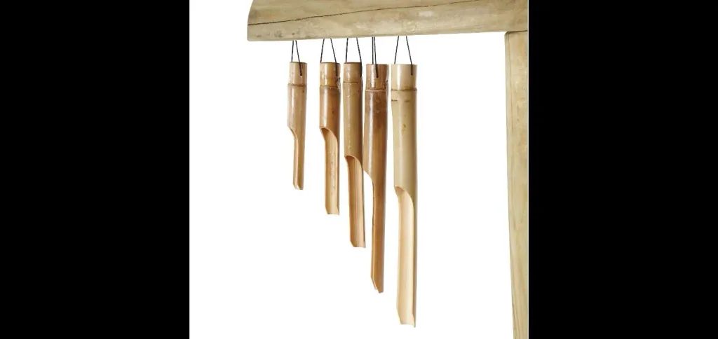 Discovery Tafel Outdoor Schreib- und Maltafel für Kinder aus Holz, Pflanzkübel, Windspiel, natur