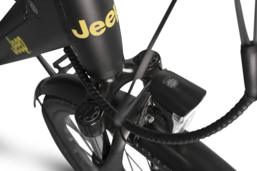 Herren Trekking E-Bike 28 Zoll, Ramengröße 48 cm, 7-Gang Kettenschaltung, black, TMR 7000