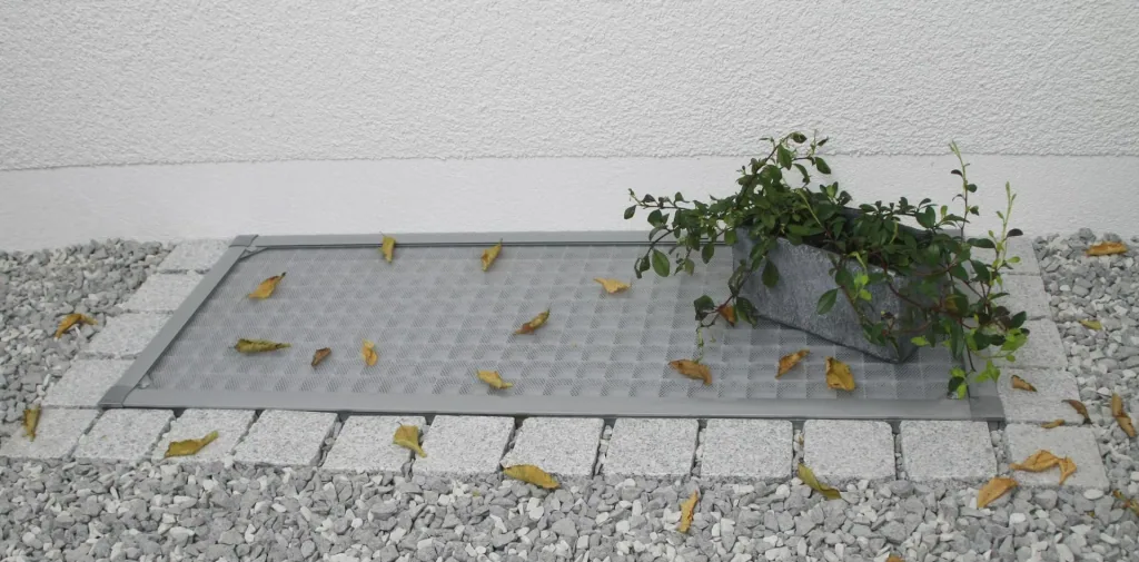 Lichtschachtabdeckung Light 60 x 115 cm, mit Alu-Gewebe